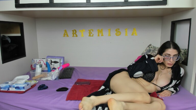 Artemisia's Streamate show and profile