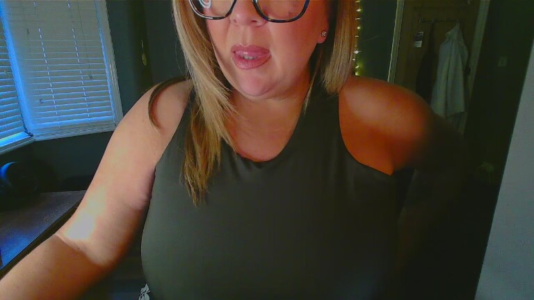 OrlaOnline's Streamate show and profile