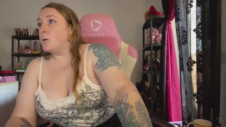 GoddessKisica's Streamate show and profile