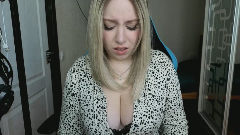 Luna_Gaze's Streamate show and profile