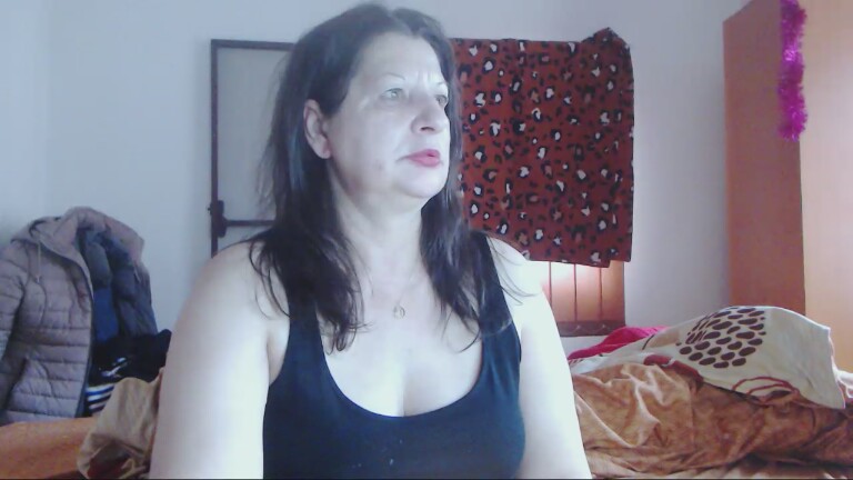 ExtasyMature's Streamate show and profile