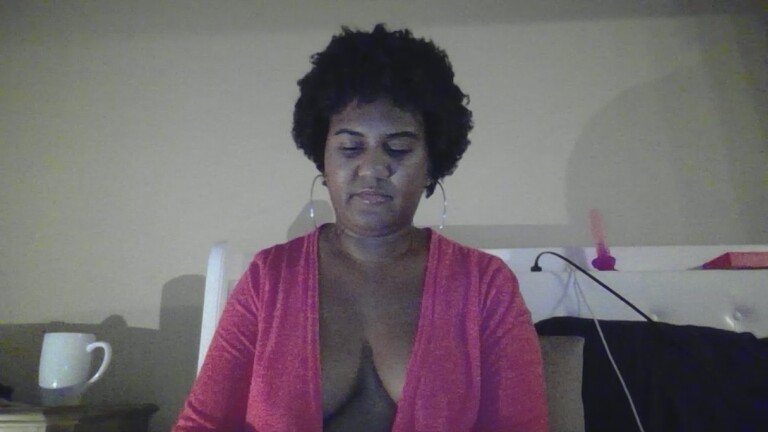 NikolePlays's Streamate show and profile